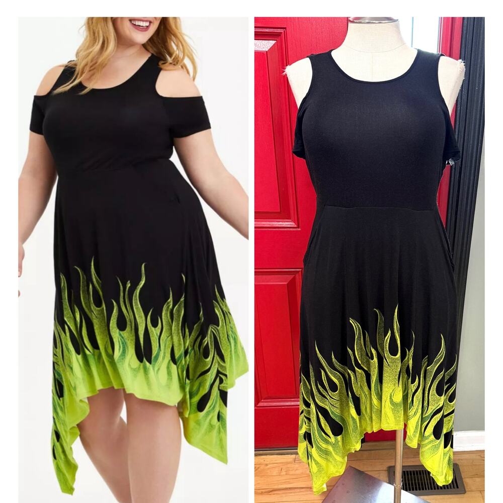 Torrid 00 Disney Villains Maleficent Flames Super Soft Sleeping Beauty Dress